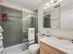 104-75 Songhees Rd — listing photo 28 of 47