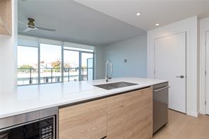 1108-369 Tyee Rd — listing photo 15 of 30
