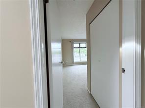 408-1063 Southgate St — listing photo 16 of 20