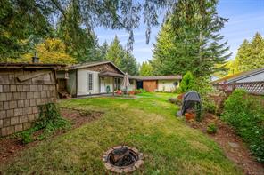 1972 Greenwood Cres — listing photo 25 of 52