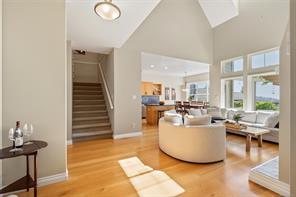 102-945 Bear Mountain Pkwy — listing photo 17 of 45