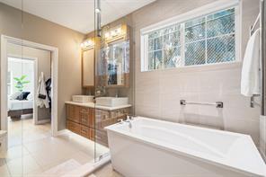 102-945 Bear Mountain Pkwy — listing photo 24 of 45