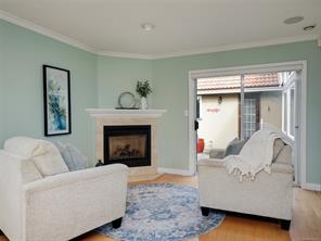 1198 Stonington Pl — listing photo 15 of 43