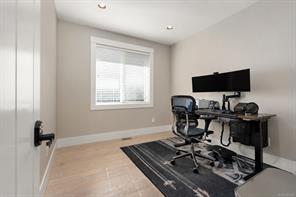 3349 Creekside Pl — listing photo 24 of 80