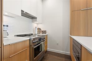 203-9570 Fifth St — listing photo 18 of 33