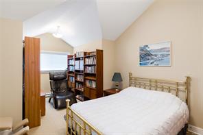 25-10520 McDonald Park Rd — listing photo 22 of 42