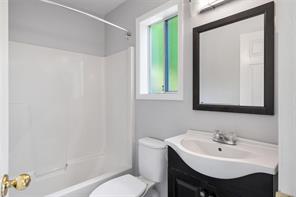 4833 Maplegrove St — listing photo 51 of 63