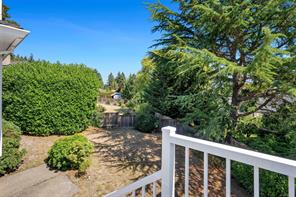 4833 Maplegrove St — listing photo 58 of 63