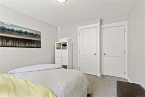 196 Olive St — listing photo 43 of 55