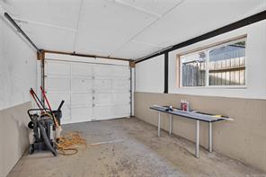 1665 Dingwall Rd — listing photo 29 of 31