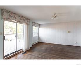 142 SUNNINGDALE Rd — listing photo 16 of 22