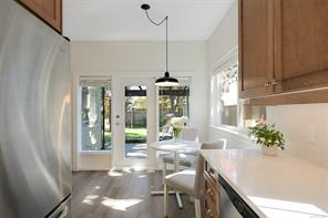 2563 Shelbourne St — listing photo 22 of 92