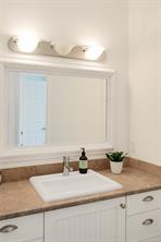 2563 Shelbourne St — listing photo 39 of 92
