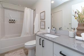 512-2390 City Gate Blvd — listing photo 19 of 36
