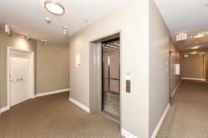322-2300 Mansfield Dr — listing photo 14 of 53