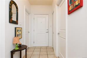 322-2300 Mansfield Dr — listing photo 18 of 53