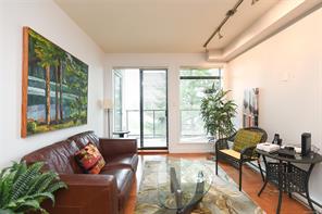 322-2300 Mansfield Dr — listing photo 20 of 53