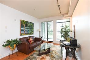 322-2300 Mansfield Dr — listing photo 21 of 53