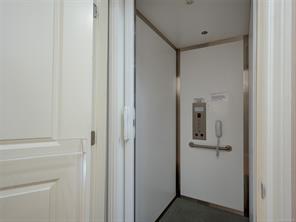 809 Rogers Way — listing photo 21 of 40