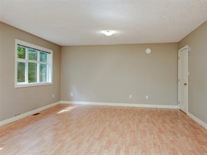 809 Rogers Way — listing photo 25 of 40