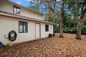 4086 Quadra St — listing photo 17 of 41