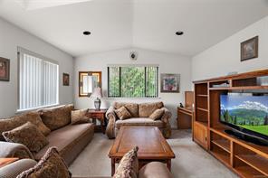 4086 Quadra St — listing photo 32 of 41
