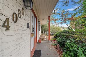 4086 Quadra St — listing photo 39 of 41