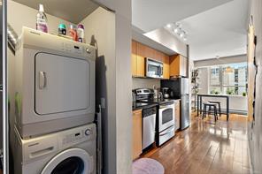 404-834 Johnson St — listing photo 15 of 27