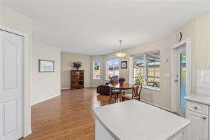 568 Hampstead St — listing photo 18 of 53