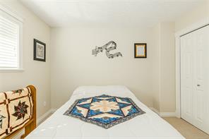3026 Keystone Dr — listing photo 30 of 49
