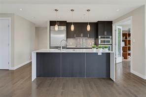 402-999 Burdett Ave — listing photo 20 of 37