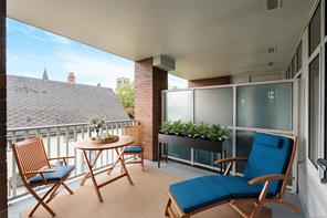 402-999 Burdett Ave — listing photo 24 of 37