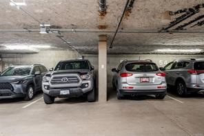 402-999 Burdett Ave — listing photo 35 of 37