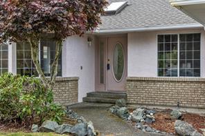 728 Banwell Crt — listing photo 21 of 26
