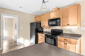 766 Nancy Greene Dr — listing photo 28 of 52