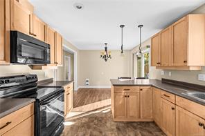 766 Nancy Greene Dr — listing photo 30 of 52