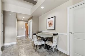 218-220 B-1376 Lynburne Pl — listing photo 14 of 26