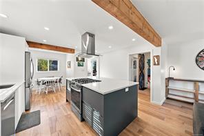 390 Georgia Ave — listing photo 15 of 65