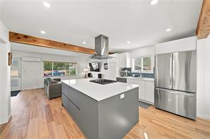 390 Georgia Ave — listing photo 16 of 65