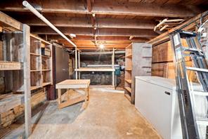 390 Georgia Ave — listing photo 40 of 65