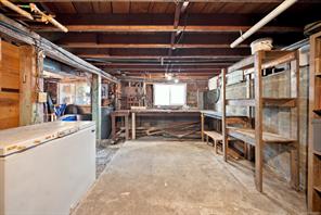 390 Georgia Ave — listing photo 42 of 65