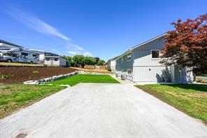 A/B-896 Galerno Rd — listing photo 33 of 54