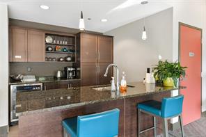 N305-737 Humboldt St — listing photo 38 of 42