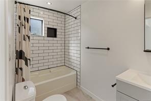 425 Stewart Ave — listing photo 20 of 41