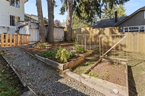 425 Stewart Ave — listing photo 39 of 41