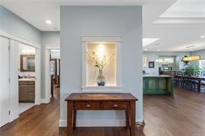 3030 Dolphin Dr — listing photo 14 of 92
