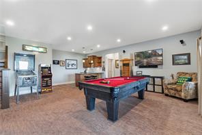 3030 Dolphin Dr — listing photo 19 of 92
