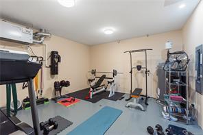 3030 Dolphin Dr — listing photo 31 of 92