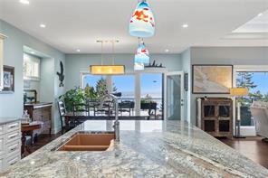 3030 Dolphin Dr — listing photo 41 of 92