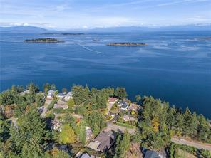 3030 Dolphin Dr — listing photo 87 of 92